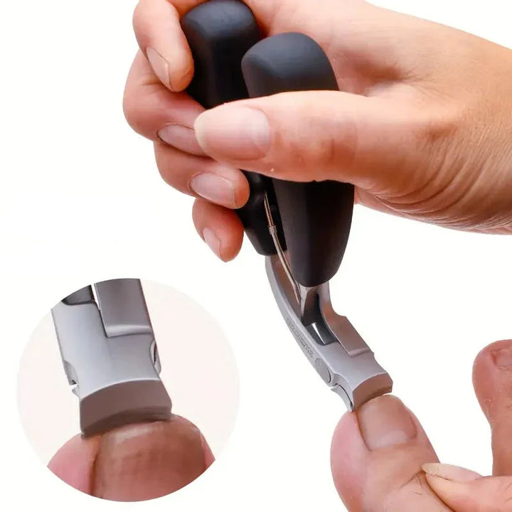 Coupe-ongles professionnel, acier inox, précision chirurgicale.  Manucure parfaite, coupe nette et ergonomique.
