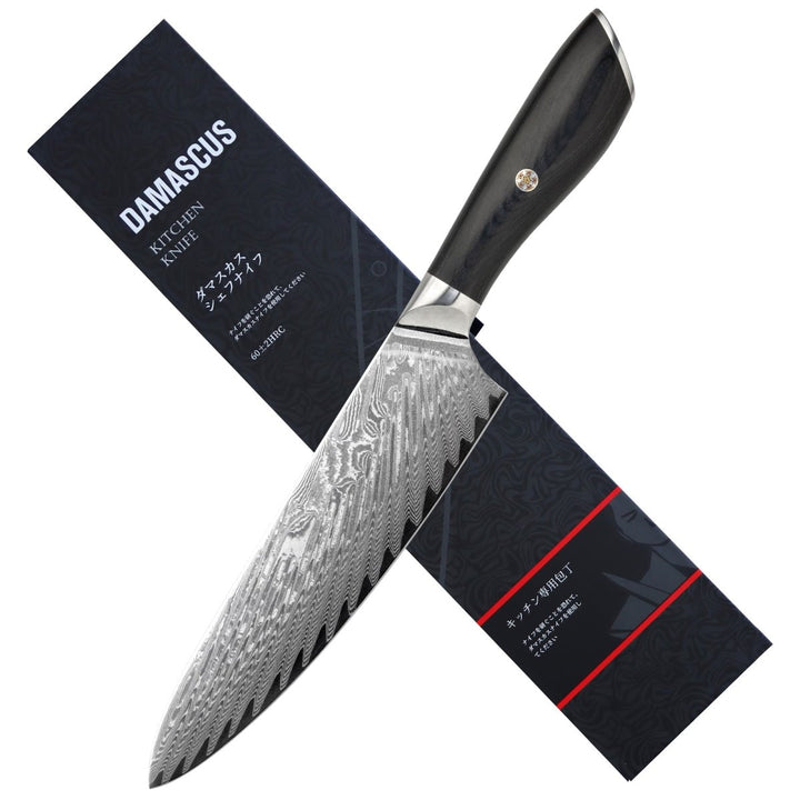 Couteau chef japonais 8", acier Damas, lame ciselée, manche bois noir.  Précision & élégance.