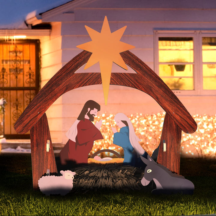 Crèche de Noël lumineuse d'extérieur, détail des figurines éclairées par des lumières de Noël LED.