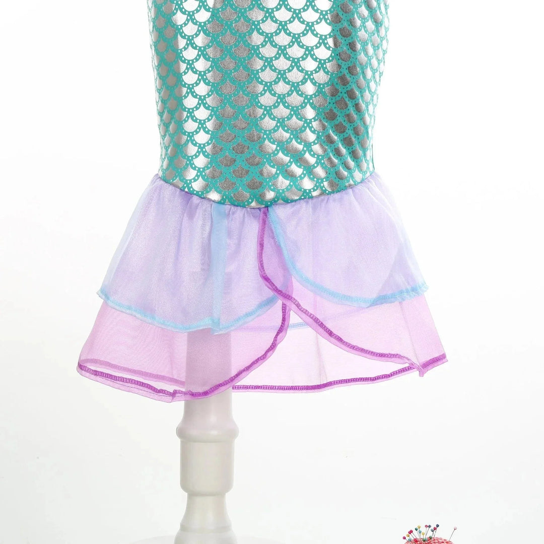 "Déguisement sirène enfant, robe scintillante avec écailles vertes, idéale pour anniversaire ou carnaval, Ariel inspiré."