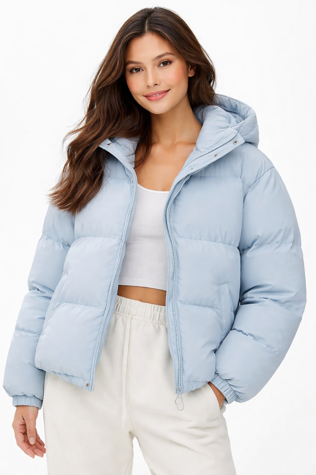 Doudoune femme légère et chaude, coupe ajustée. Manteau à capuche confortable, idéal pour l'hiver et le quotidien.