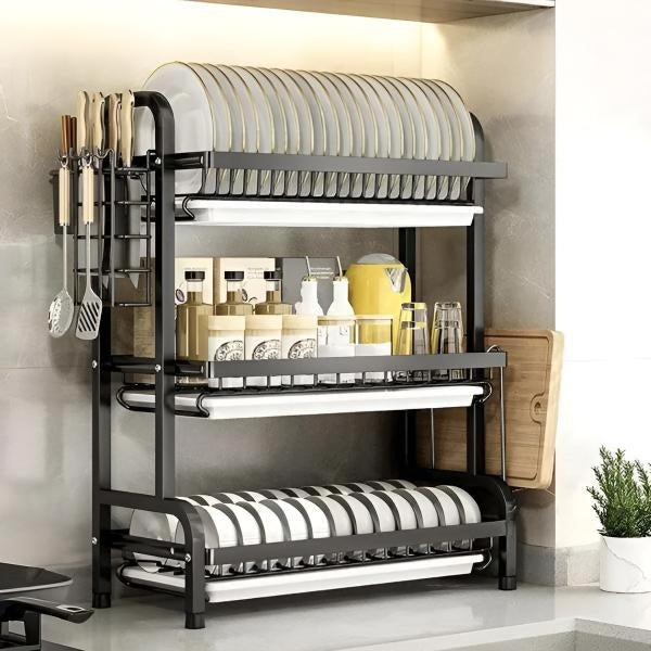 Égouttoir à vaisselle multi-niveaux élégant, structure verticale et stable, idéal pour espace cuisine réduit.