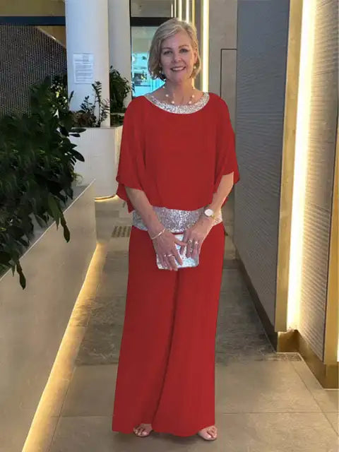 Mode féminine avec cet ensemble 2 pièces élégant, tenue chic et intemporelle, pantalon et haut coordonnés.