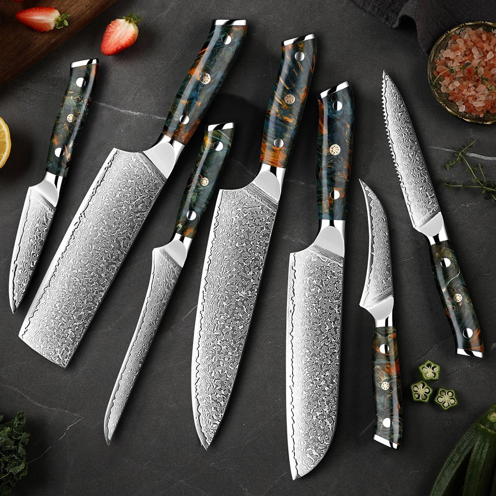 Ensemble 7 couteaux japonais VG10 Damas.  Design élégant, lames affûtées, manche bois.  Coffret luxe.