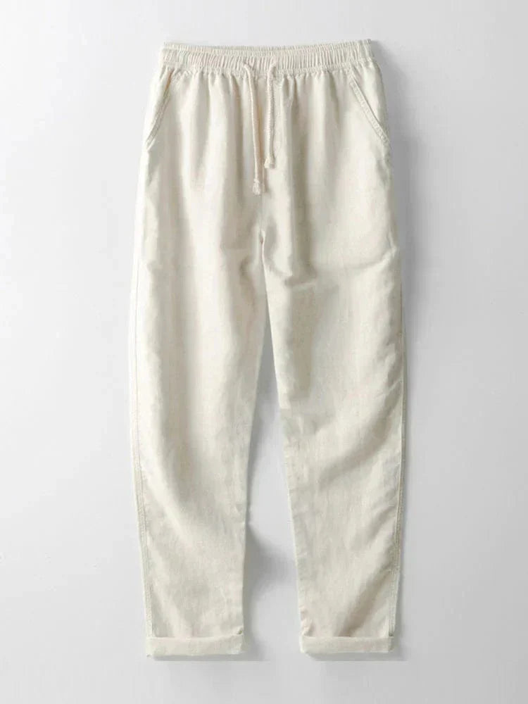 "Ensemble Ariano femme: chemise blanche à boutons et pantalon en lin beige, style élégant et décontracté pour l'été."