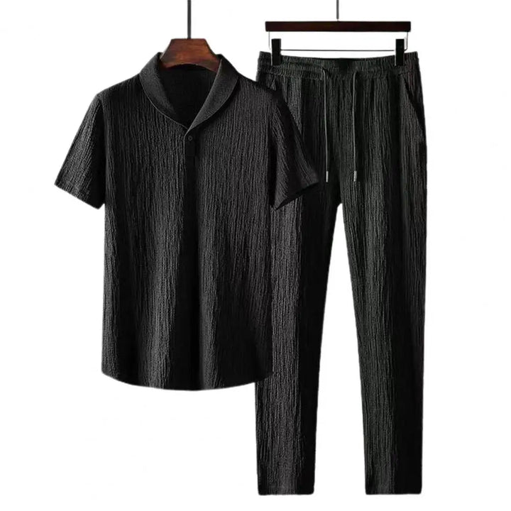 Ensemble coordonné homme été noir, t-shirt et pantalon confortables et légers pour un style décontracté.