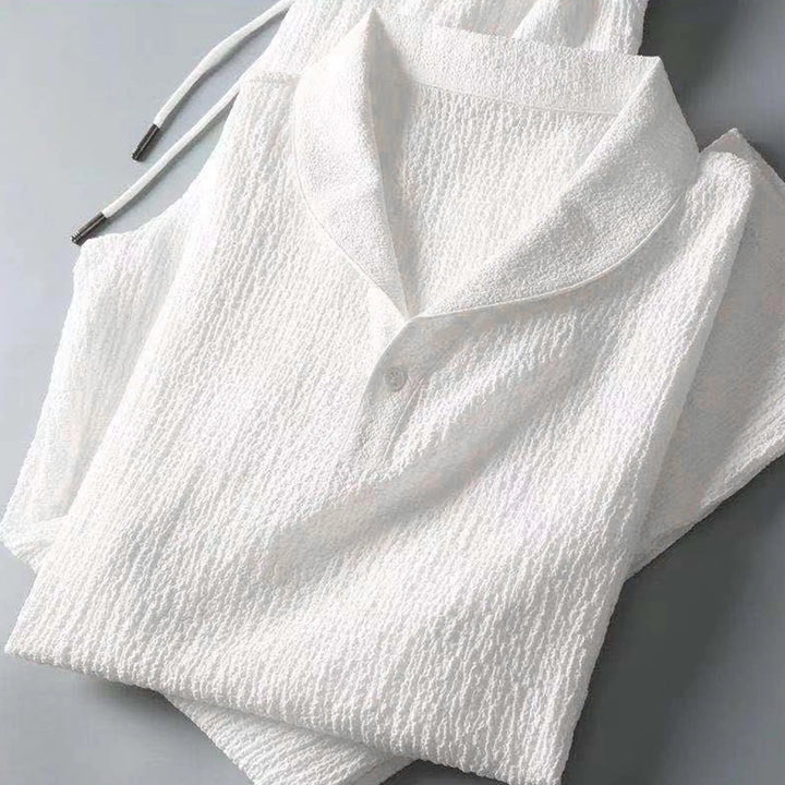 Ensemble homme été léger et confortable avec t-shirt et pantalon, idéal pour un style décontracté respirant.