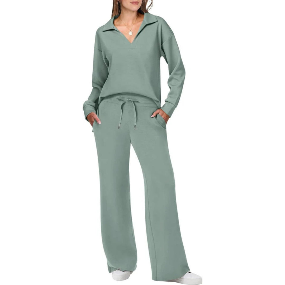 Haut col V de l'ensemble décontracté femme, alliant confort moderne et style chic pour le prêt-à-porter.