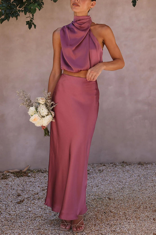 "Ensemble de satin Annie, haut à manches longues et jupe longue fluide, vue avant, élégant et chic pour femmes."