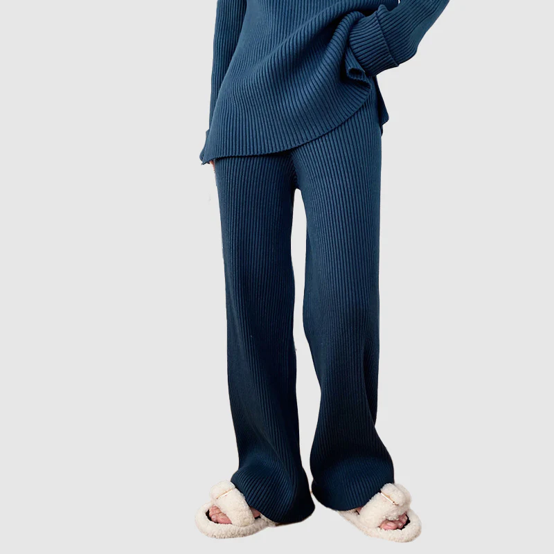 Vêtements femme: ensemble pull doux et pantalon large fluide. Confort élégant pour une tenue décontractée moderne.