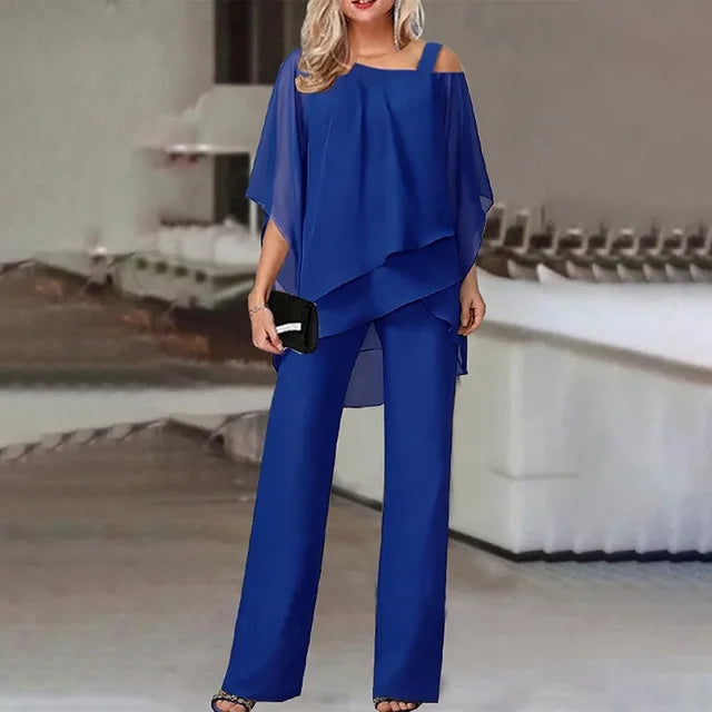 Ensemble élégant femme, haut manches chauve-souris, coupe épurée, coloris blanc, bleu, noir, rouge, style chic et confortable