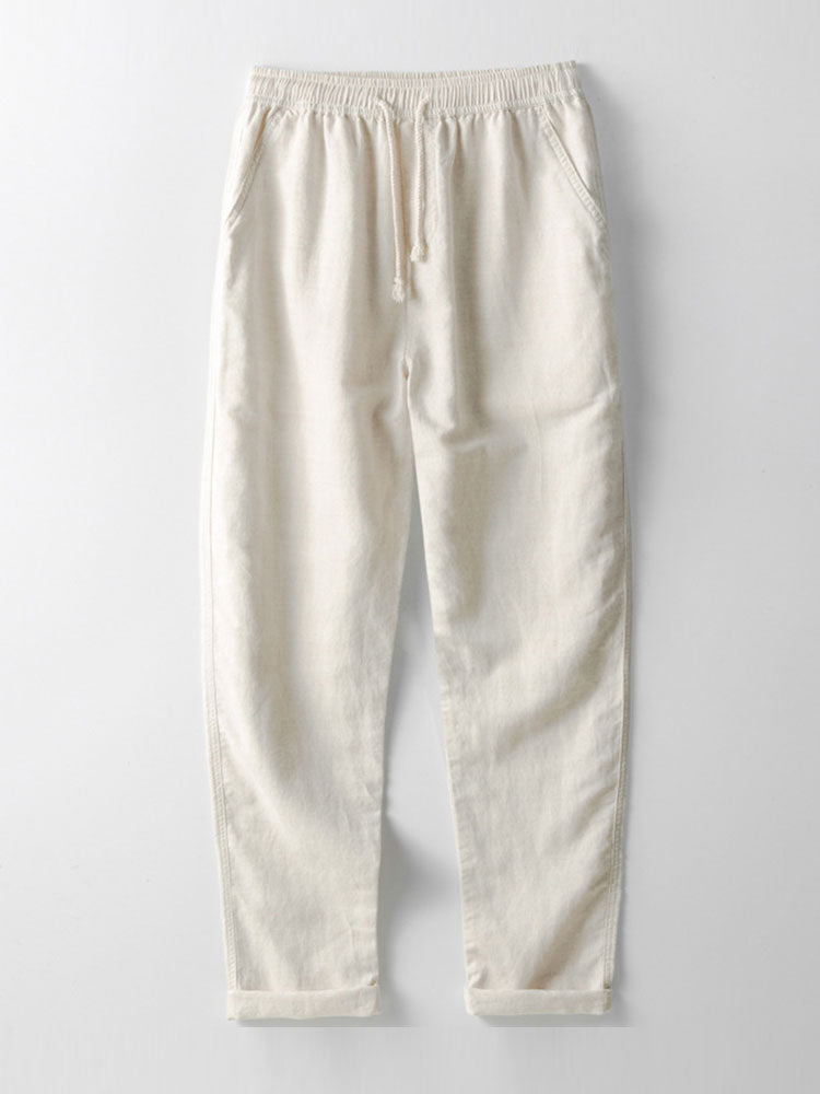 Ensemble de mode homme en lin, parfait pour une allure décontractée mais élégante en été.