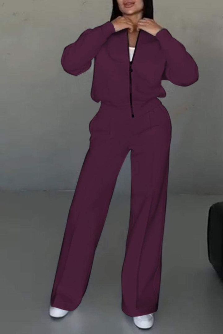 Ensemble deux pièces femme: sweatshirt oversize zippé et jogging. Confort et style streetwear garantis.