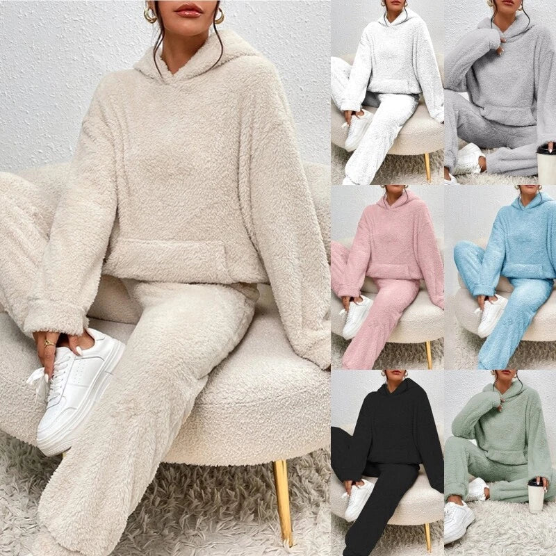 Chaleur et confort avec cet ensemble pyjama polaire femme, doux et parfait pour les longues soirées d'hiver.