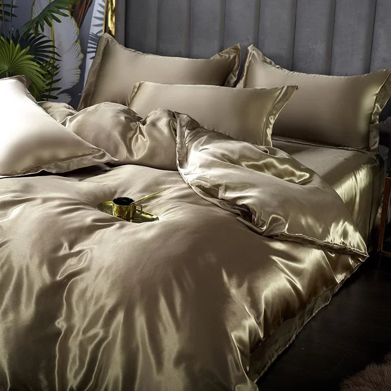 Ensemble satin luxe: housse de couette, draps et taies d'oreiller.  Douceur soyeuse, élégance et confort ultime.
