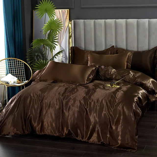 Ensemble satin luxe: housse de couette, draps et taies d'oreiller.  Douceur soyeuse, élégance et confort ultime.