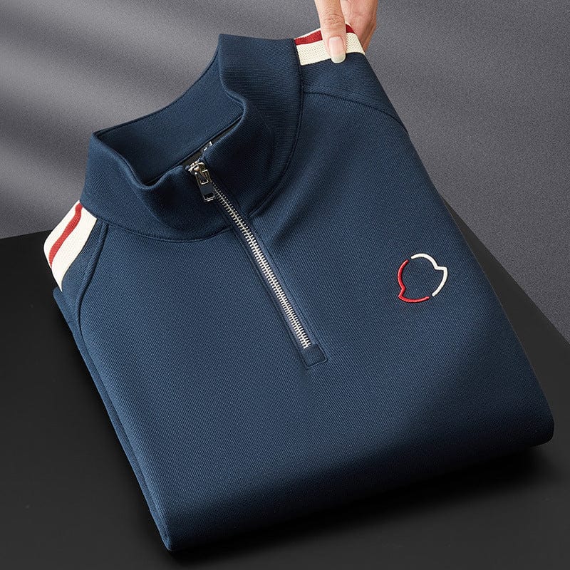 Ensemble survêtement moderne, coupe décontractée.  Confort et style pour le sport et les loisirs.