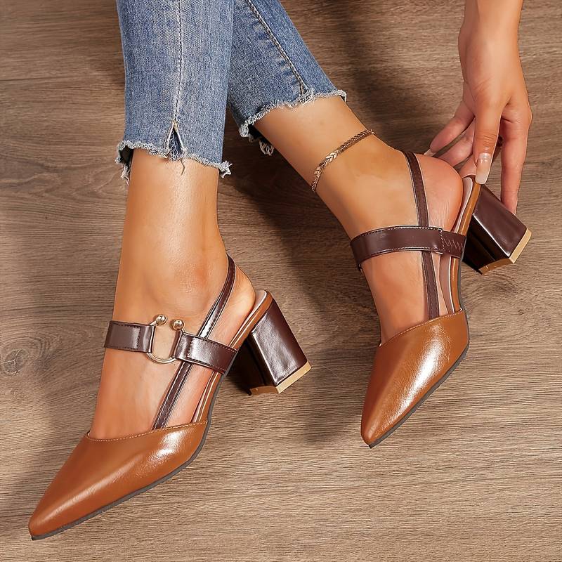 "Escarpins compensés orthopédiques femmes, bout pointu, confort élégant, talon bloc slingback, couleur noire."
