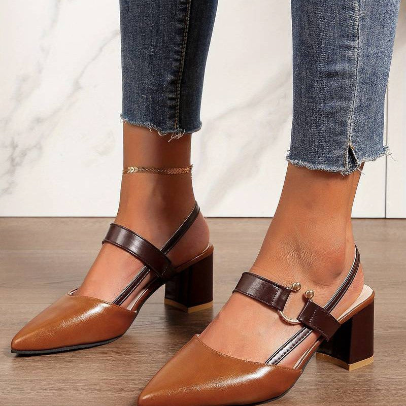 "Escarpins compensés orthopédiques femmes, bout pointu, confort élégant, talon bloc slingback, couleur noire."