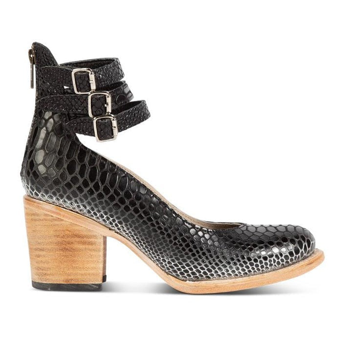 Chaussures femme Norla à talons, design épuré, élégance et confort pour le quotidien.