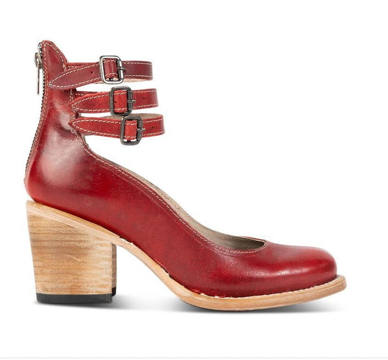 Vue du dessus des escarpins Norla, ligne élégante, chaussures femme parfaites pour la mode.