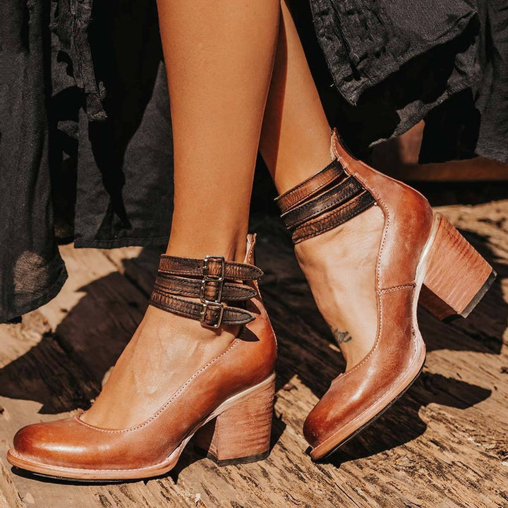 Paire d'escarpins Norla, confortables, talons moyens, style intemporel pour femme.
