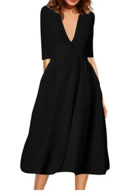 Elegantes Midikleid - Tiefer V-Ausschnitt | Dreiviertelärmel