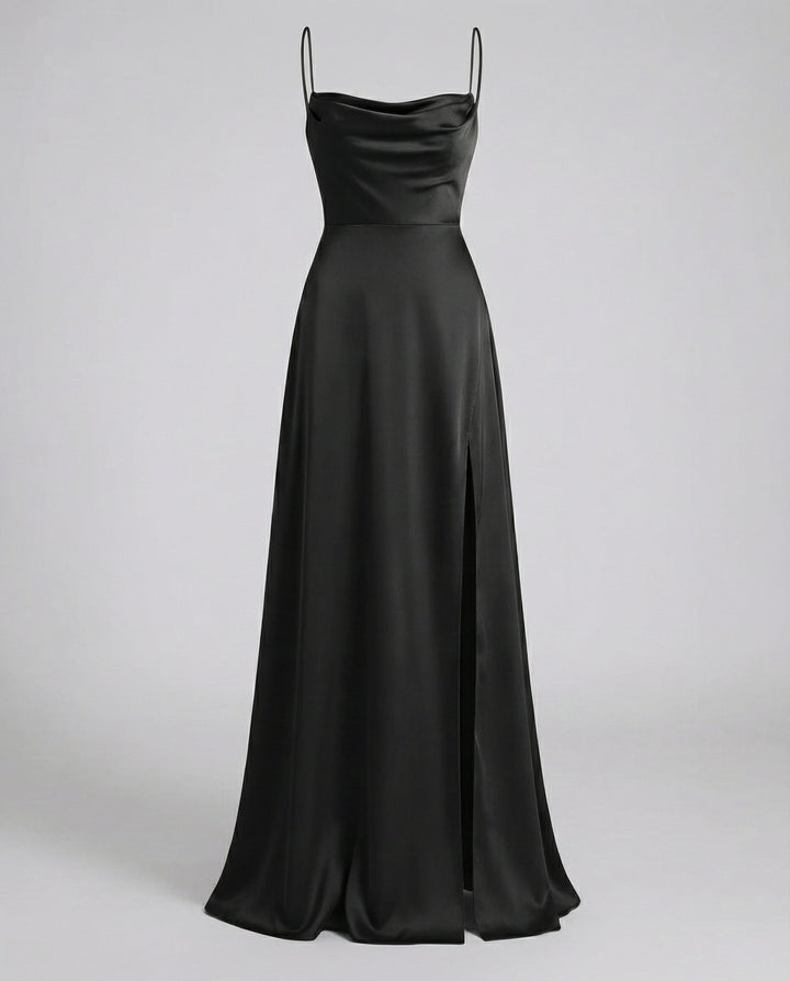 Robe de soirée maxi femme, coupe élégante, fente latérale et décolleté drapé. Idéale cérémonie.