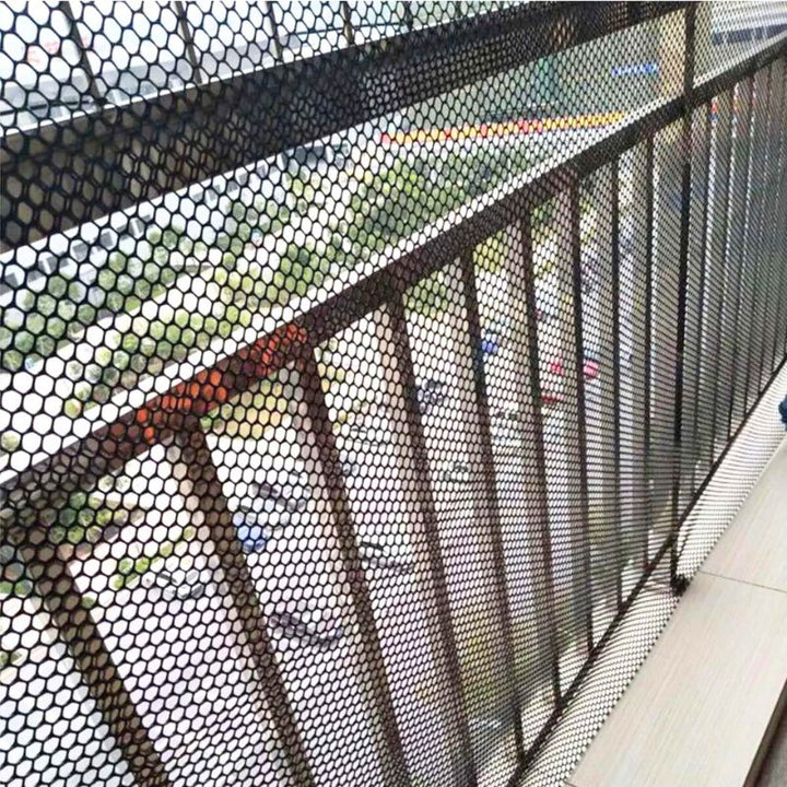 Filet de sécurité balcon chat, anti-chute.  Protection robuste et facile à installer.  Sécurité optimale pour votre chat.