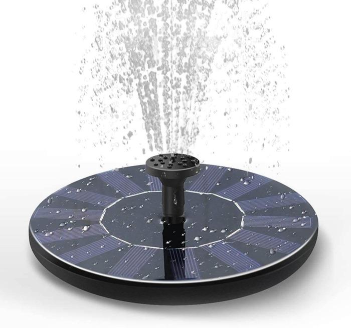 "Fontaine solaire élégante avec buses réglables, créant une ambiance zen dans votre jardin, image de produit"
