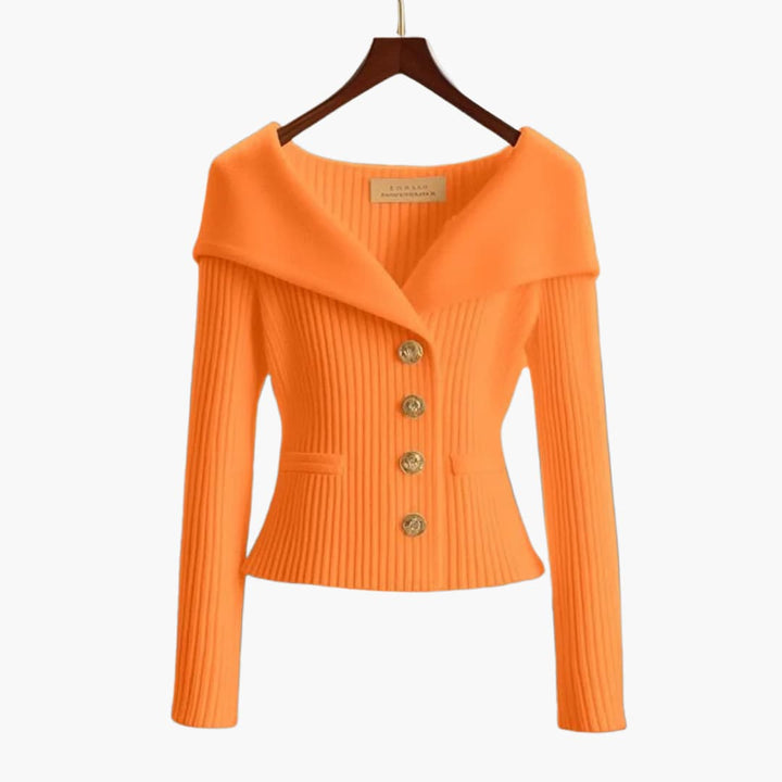 Gilet court femme, en tricot côtelé, idéal pour la superposition printanière ou automnale, style boutonné.