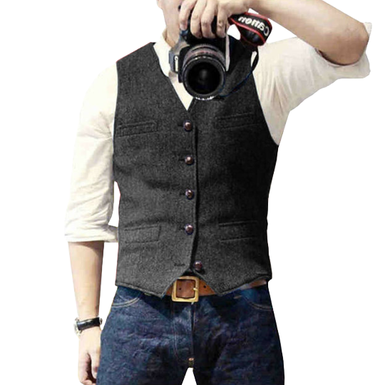 Gilet homme coupe classique, élégant et polyvalent.  Parfait pour un look moderne et raffiné.