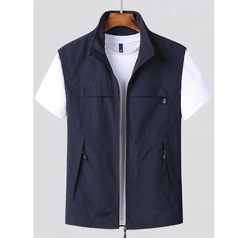 Gilet homme léger et respirant, séchage rapide. Idéal sport et loisirs.