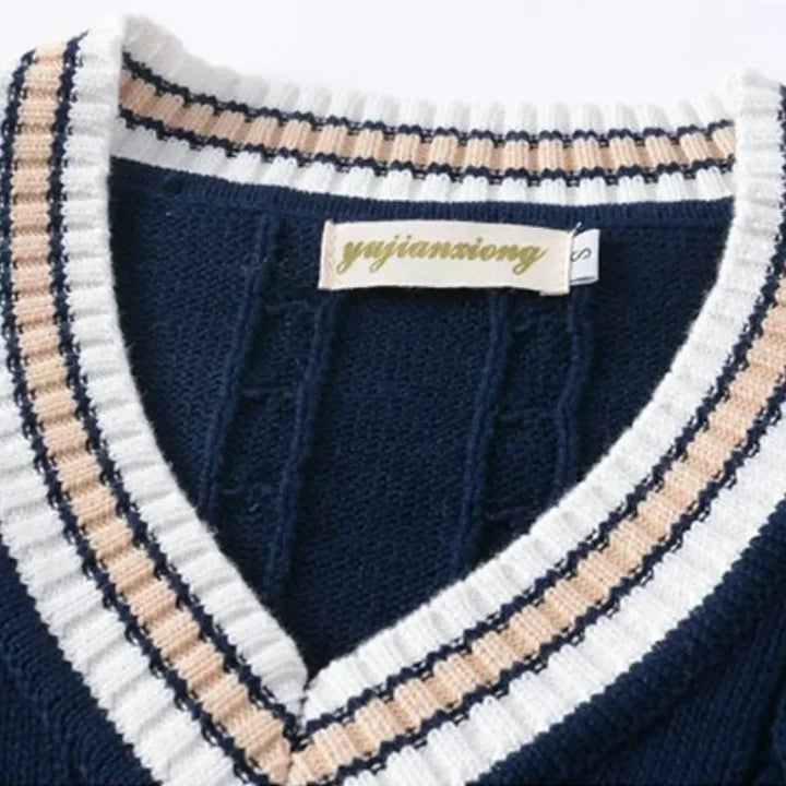 Gilet léger homme col V, confortable et stylé. Parfait pour un look décontracté chic en mode homme.
