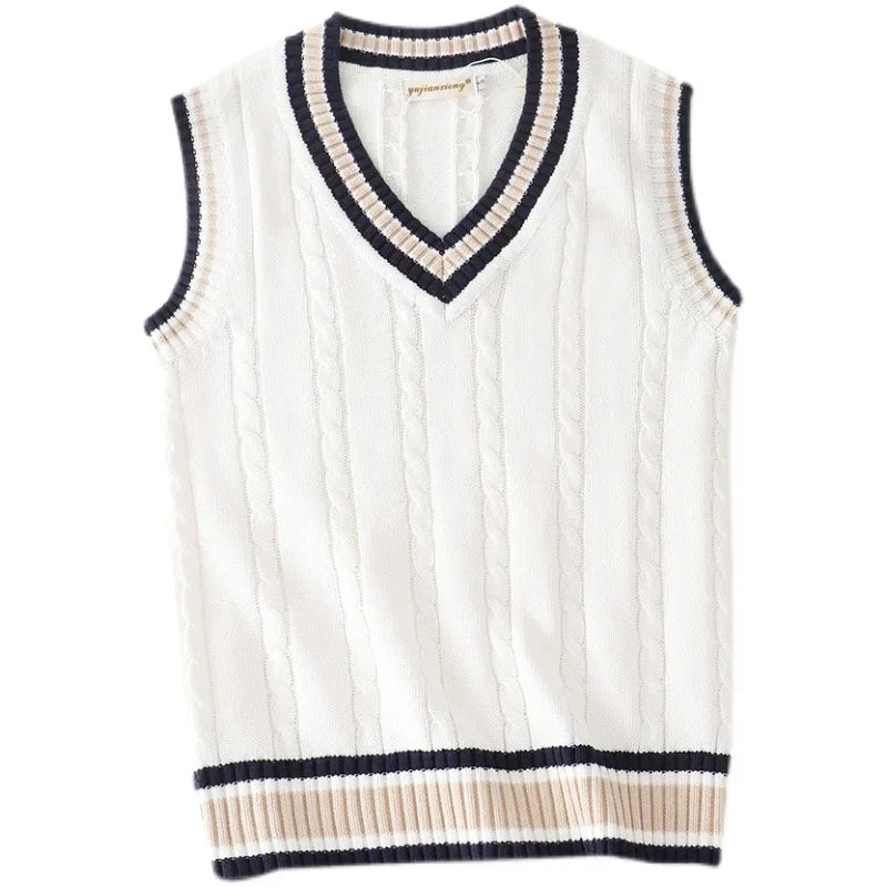 Veston homme sans manches col V, mode élégante. Gilet léger pour superposition décontractée chic.