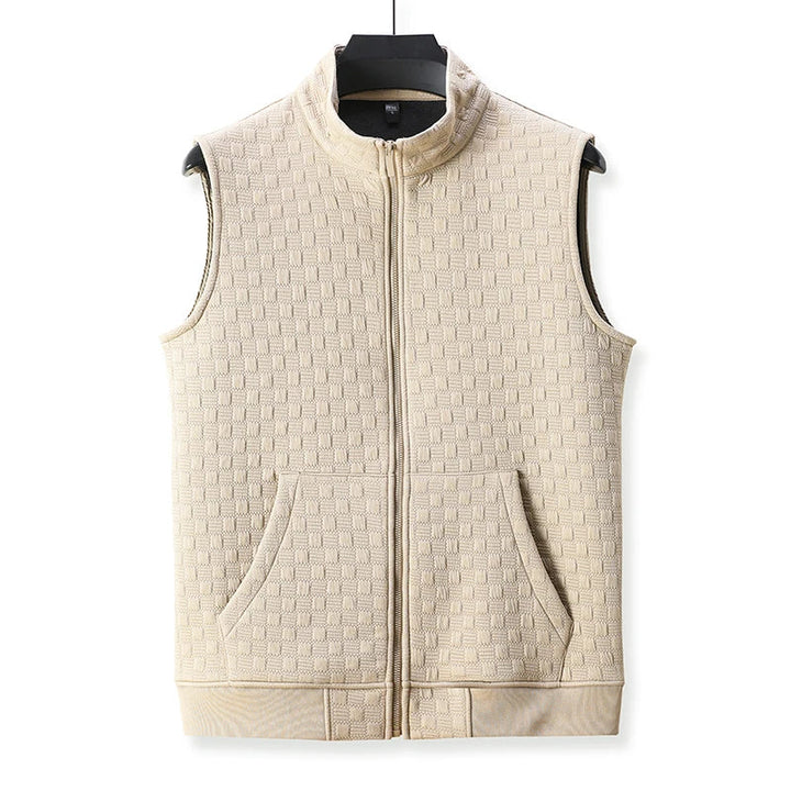 Veste légère homme, gilet sans manches zippé, idéal pour un confort décontracté en automne.