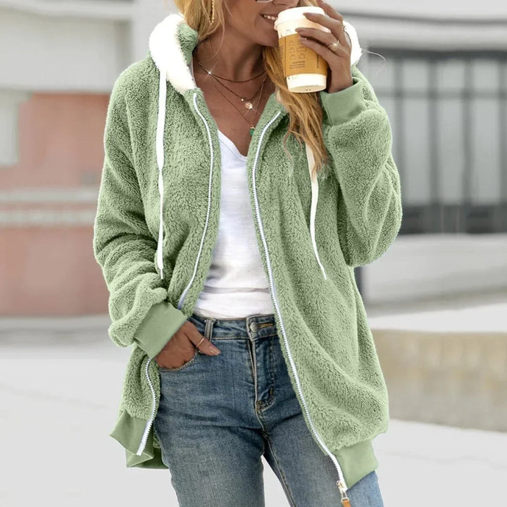 Gilet teddy femme oversize, chaud et doux.  Coupe décontractée, fermeture éclair.  Parfait pour l'automne/hiver.