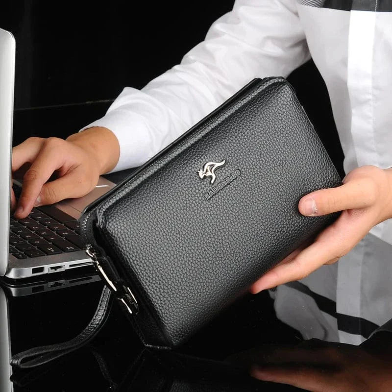 Grand portefeuille homme en cuir PU marron, vue de face, texture lisse, élégant accessoire organisation.