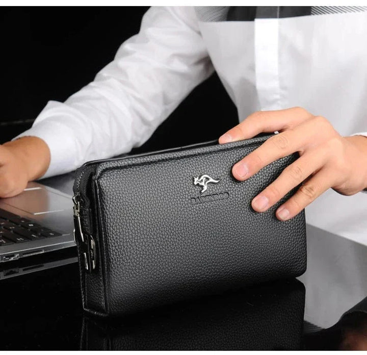 Accessoire organisation: portefeuille homme en cuir PU marron, avec un compartiment zippé pour la monnaie.