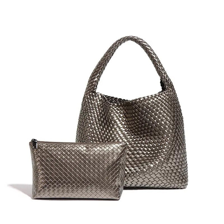 Grand sac cabas femme tressé en similicuir noir, élégant et spacieux pour le quotidien.