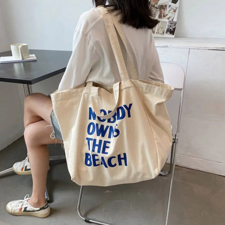Sac d'été spacieux en toile, accessoire indispensable pour la plage