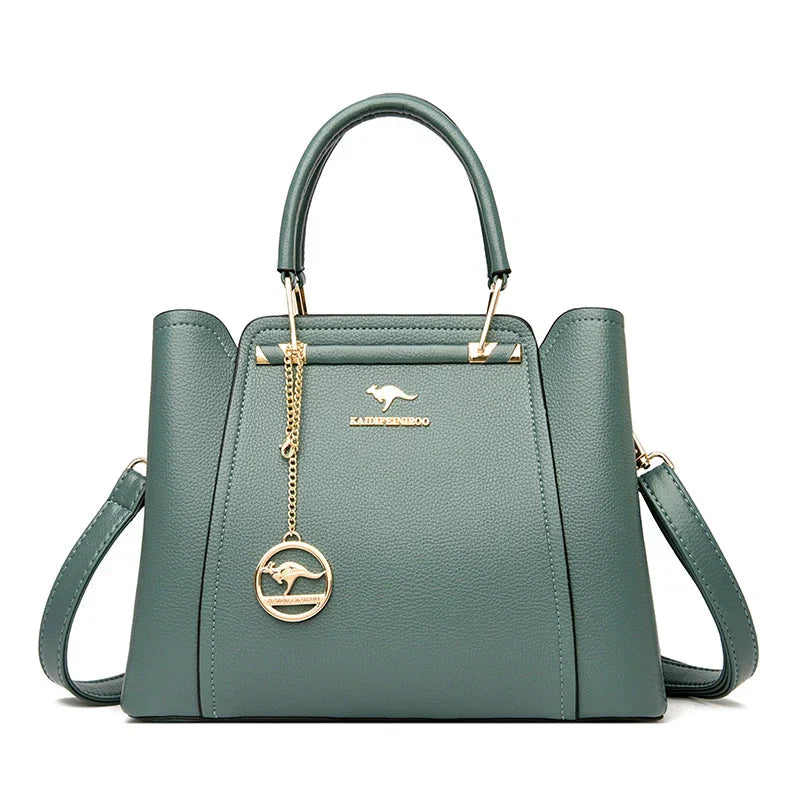 Accessoire mode en cuir: grand sac à main femme élégant, design polyvalent et intemporel pour toutes occasions.