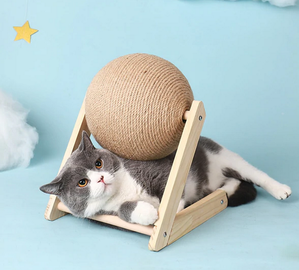 Griffoir à chat boule sisal : jouet durable et moderne pour chat.  Protège meubles, stimule le jeu.