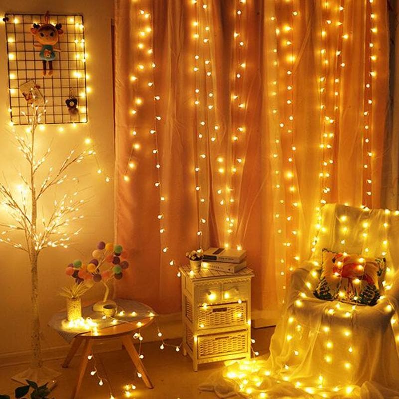 Guirlande lumineuse LED, décor féérique intérieur/extérieur.  Lumière douce et chaleureuse.