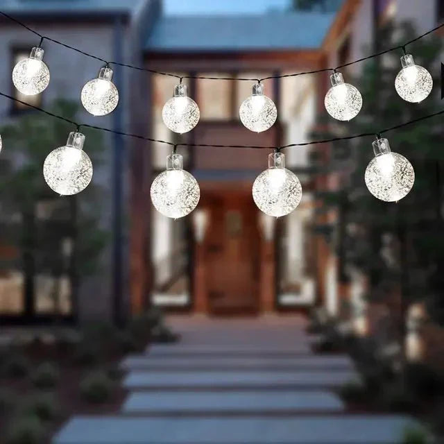 Guirlande lumineuse LED solaire extérieure, étanche.  Idéale jardin, terrasse.  Décoration féérique.