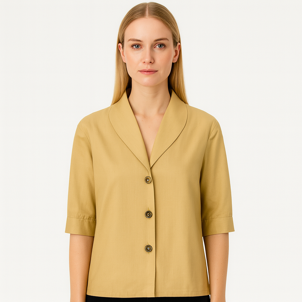 Top femme moderne avec un détail subtil, parfait pour un look mode polyvalent et chic.