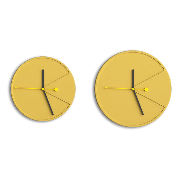 Horloge murale 3D design moderne, couleur jaune ciment. Décoration intérieure élégante et silencieuse.