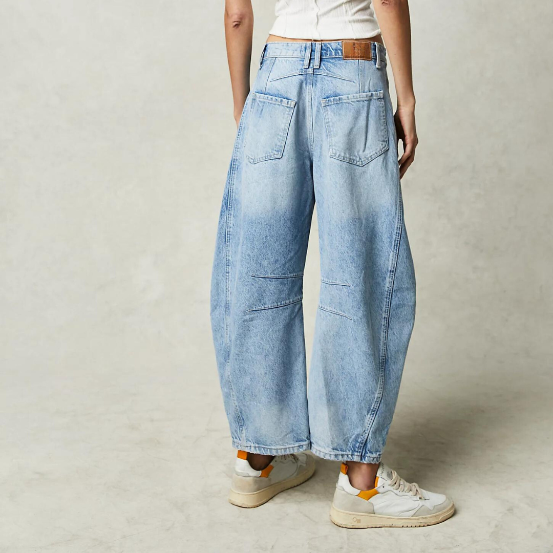 Mode femme: Jean droit décontracté, silhouette flatteuse et confort optimal pour un style intemporel.