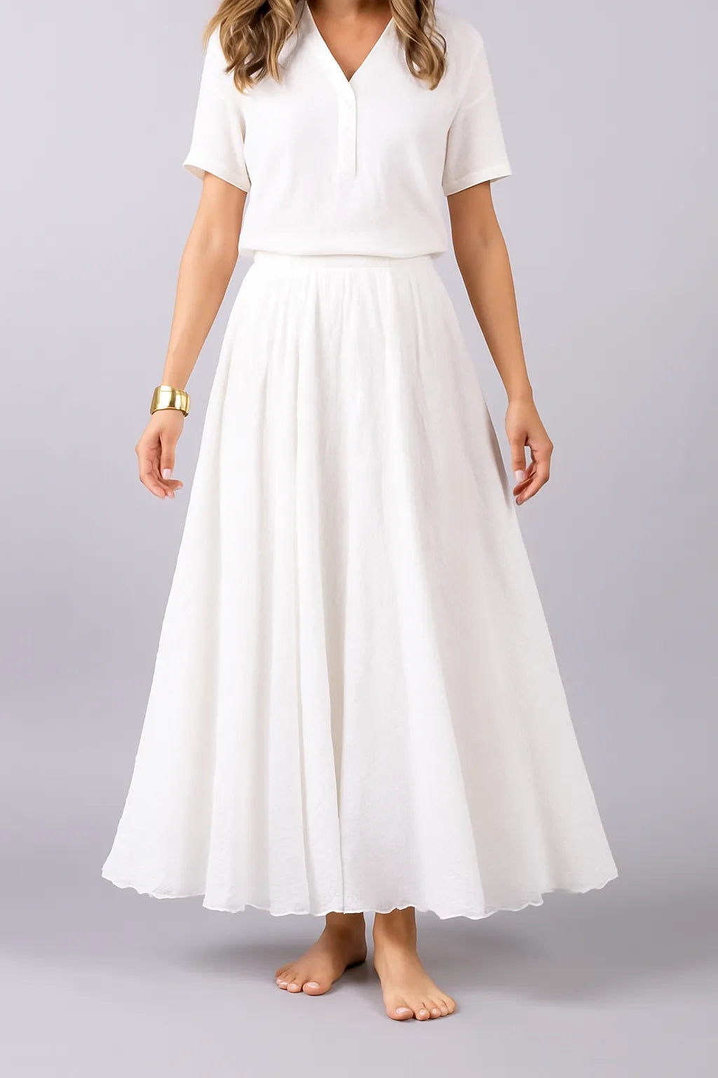Maxi jupe plissée Vera, parfaite pour les journées de printemps-été, mode décontractée.