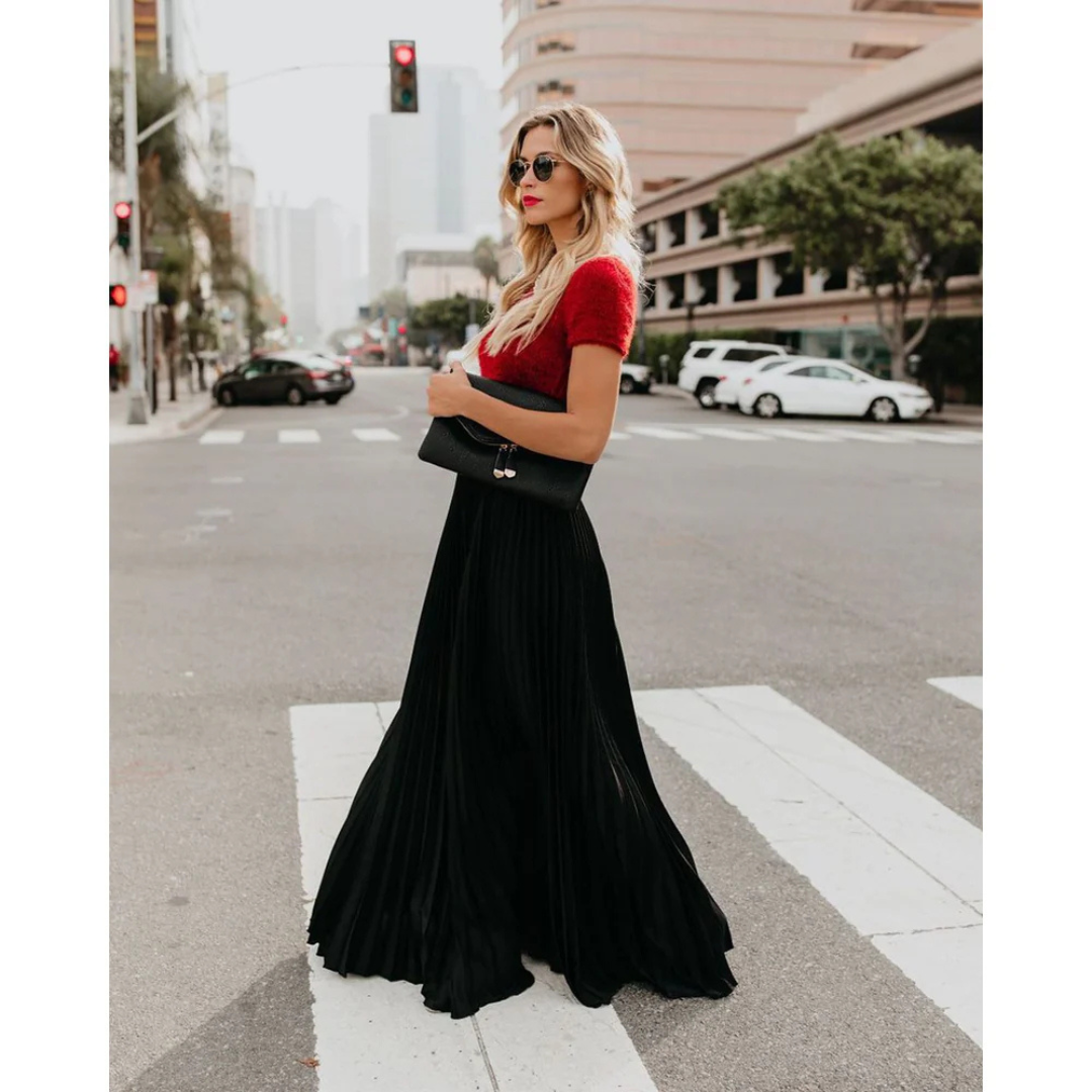 Jupe plissée longue femme, un indispensable confortable et stylé pour la garde-robe d'été.
